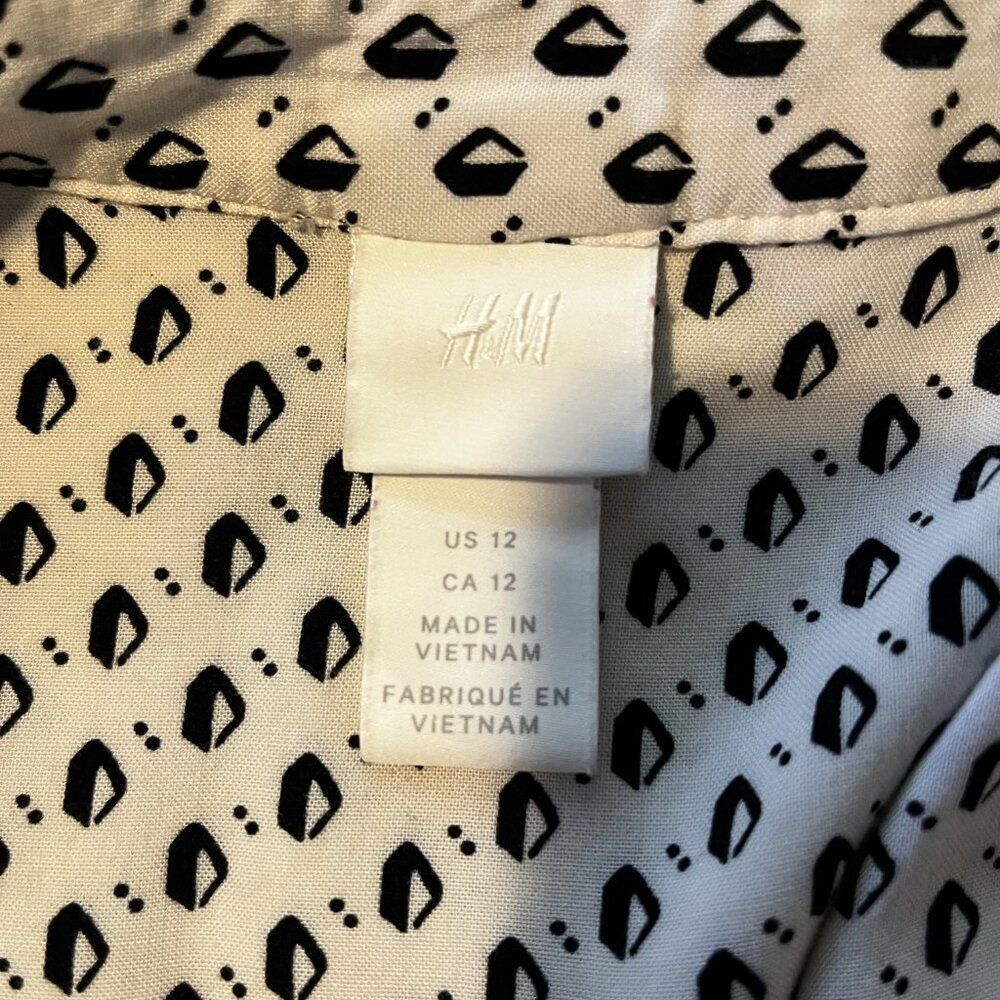 Women's H&M Black & White LS Dress, Size 12 - Picture 3 of 8